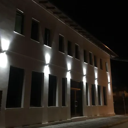 Отель Agreno *